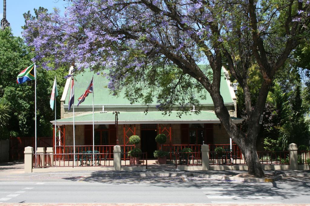 88 Baron Van Reede Guesthouse Oudtshoorn Exterior photo